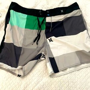 Hurley Men’s Phantom Swim Shorts. Size 38